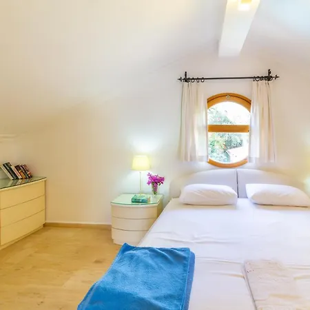 Korsan No.6 * Kaş
